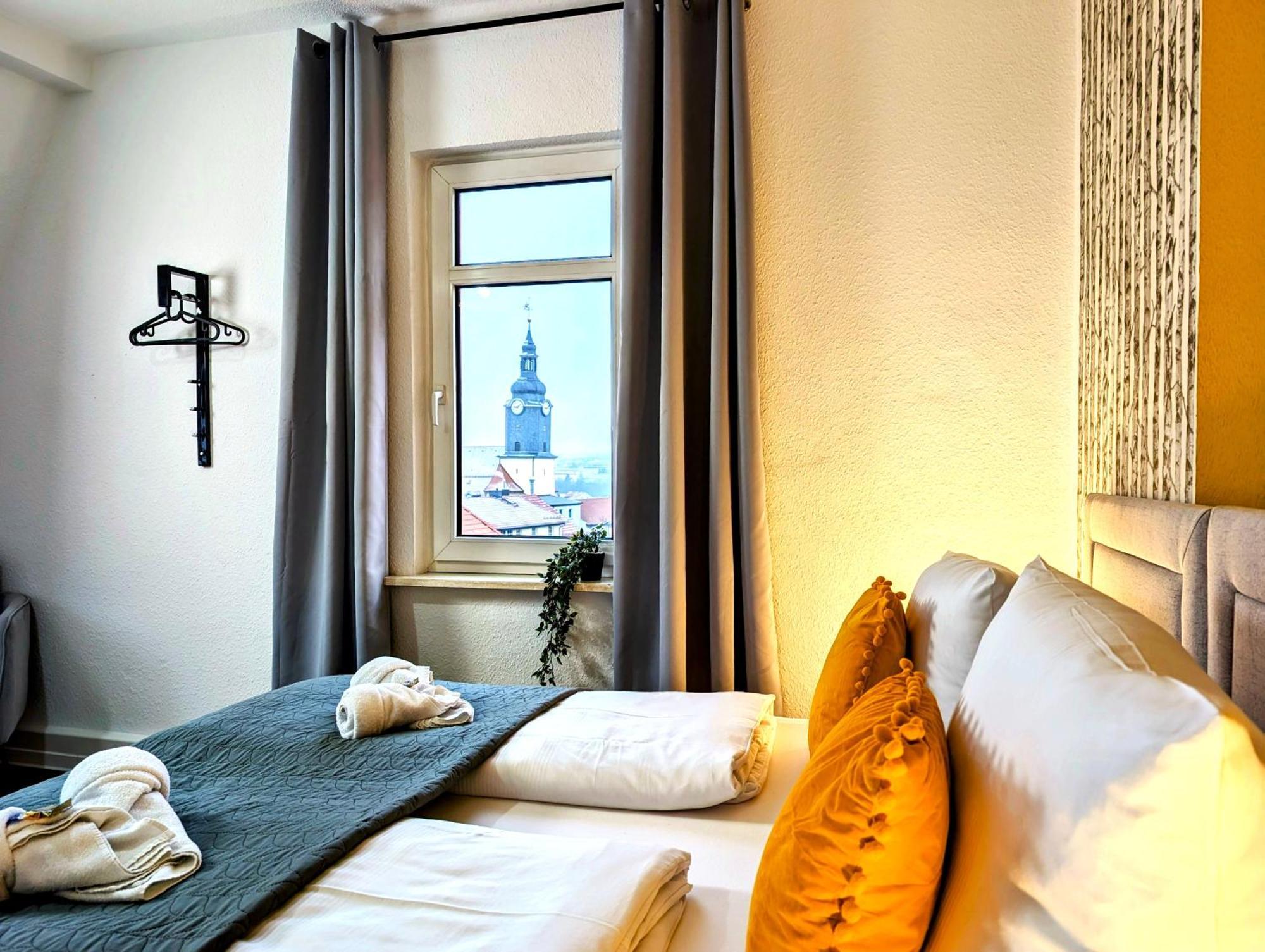 Bohnapartments - Topfmarkt Xxl Suiten - Neu In Top Zentrumslage, Vollausstattung, Wlan, Parkplaetze Ilmenau Exterior foto